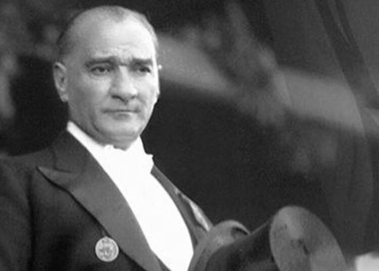 Son dönem Osmanlı feminizmi ve cumhuriyet kadını