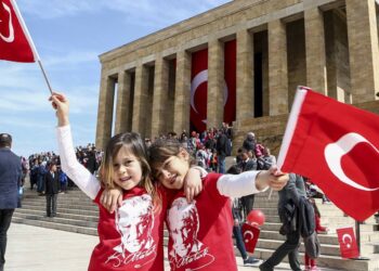 Egemenlik çocuklarındır!