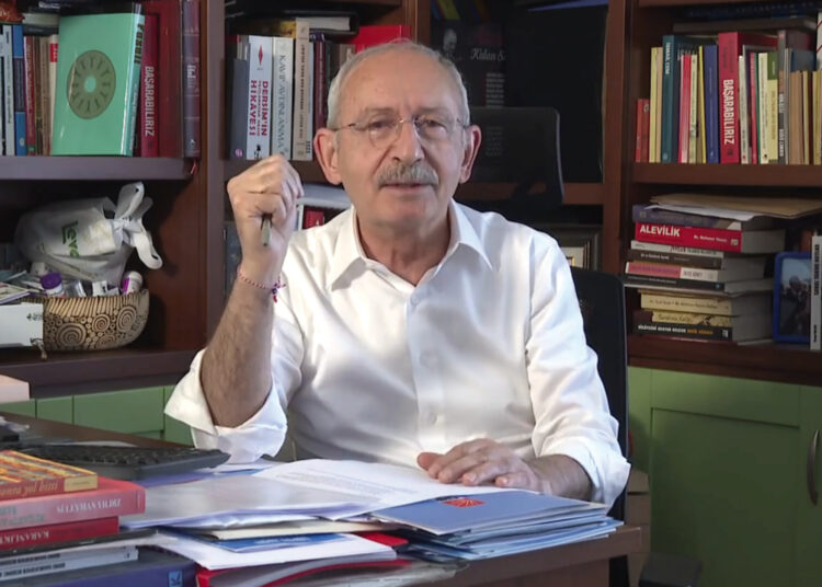 Yeni bir dil ve iletişim