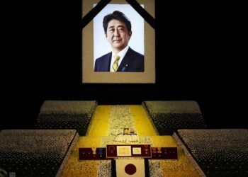 Japonya bir tarikatın pençesinde