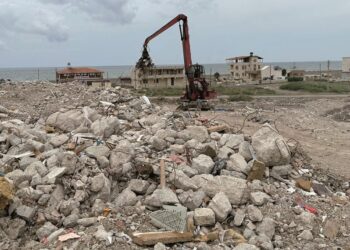 Moloz, toz ve asbest