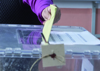 Yeni yılın düğümü yerel seçim ve anayasa