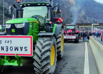 Aşırı sağ Avrupa’nın taşrasında nasıl yükseliyor?