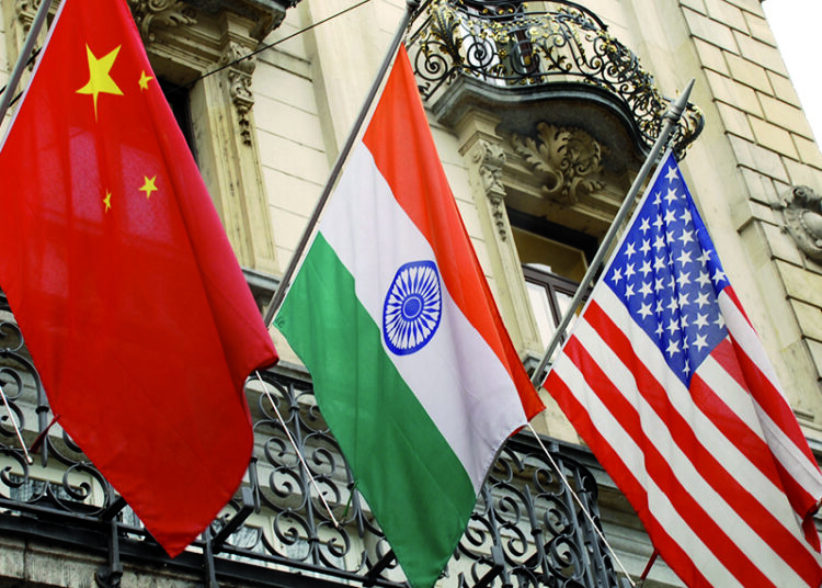 Çünkü Hindistan bir Çin değil…