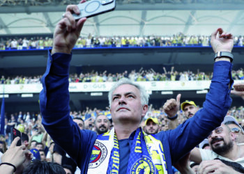 Neden Fenerbahçe, niye Mourinho