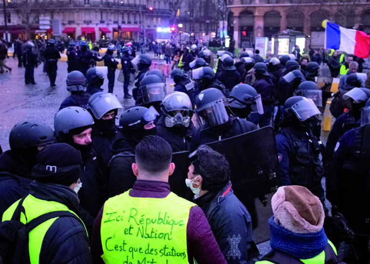 Devletin yokluğu ve yüzüstü bırakılmak…