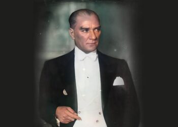 ‘Başka bir Cumhuriyetimiz, başka bir Atatürkümüz YOK!..’