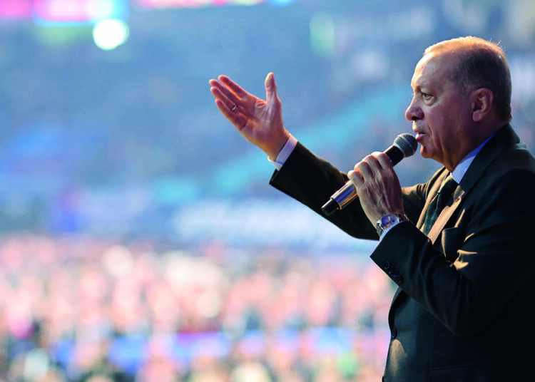 İktidar mı çok güçlü yoksa sorun başka bir yerde mi?