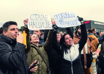 Yolsuzluk öldürdü, öğrenciler ayaklandı