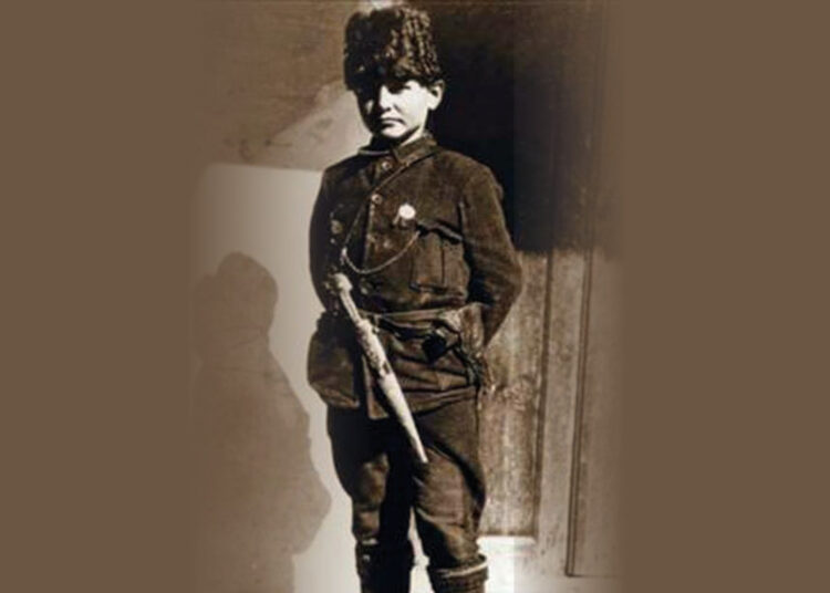 Hiçbir çocuk kahraman olmak zorunda kalmasın