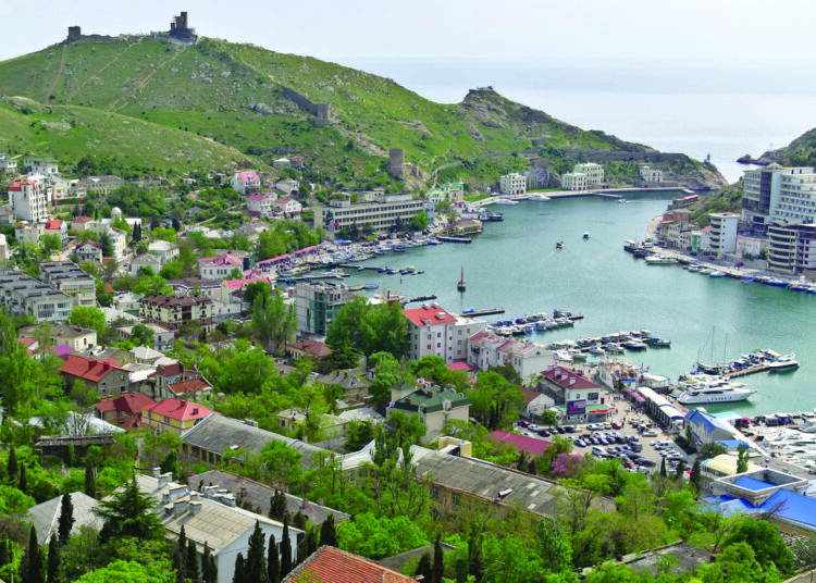 Kırım barışa inanmak istiyor