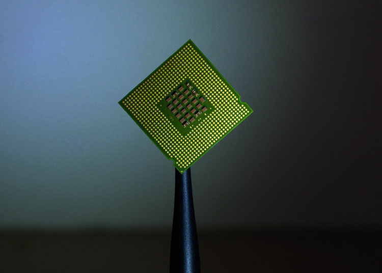 Otoriter teknoloji darbesi