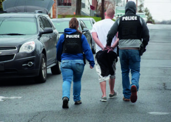 Otoriter teknoloji darbesi